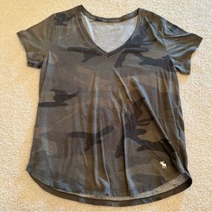 Abercrombie & Fitch Camo Short Sleeve Tee